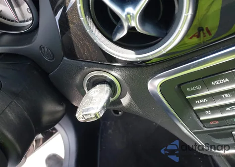 2016 Mercedes-Benz Cla 250 z USA, uszkodzony, nr VIN WDDSJ4EB2GN364639